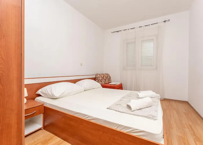 2 Bedroom Lovely In Pakoštane