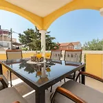 2 Bedroom Lovely In *