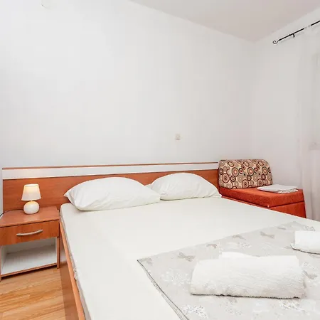 2 Bedroom Awesome In *
